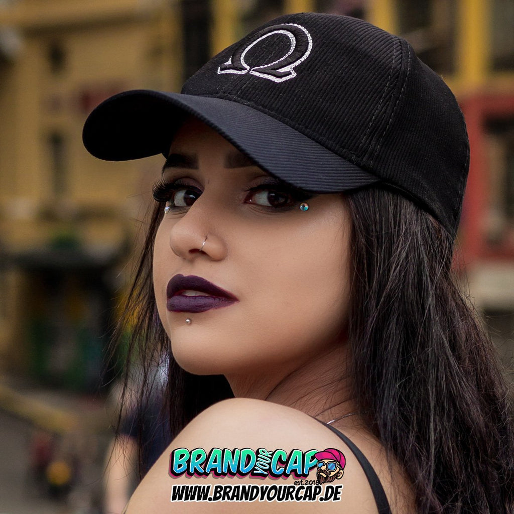 Drei für das Tragen von Baseballmützen berühmte Personen - BrandYourCap.de
