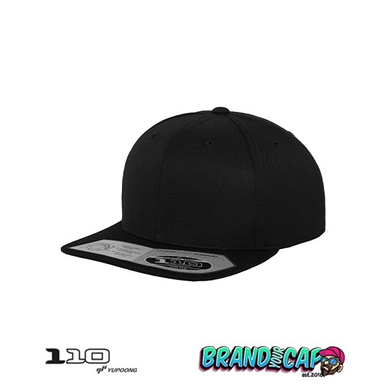 110 Fitted Snapback - black - BrandYourCap.de